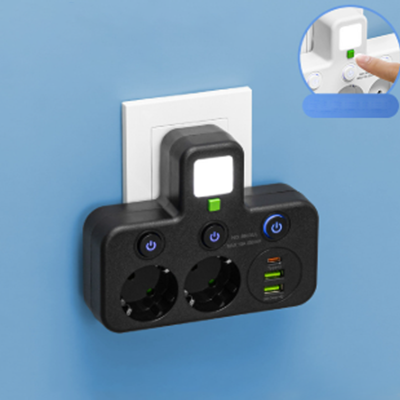 StrömKlar – Kompakt grenuttag med USB-portar och nattlampa